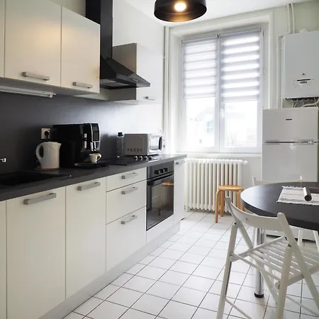 Les Pingouins De La Gare Apartment Brest Exterior photo